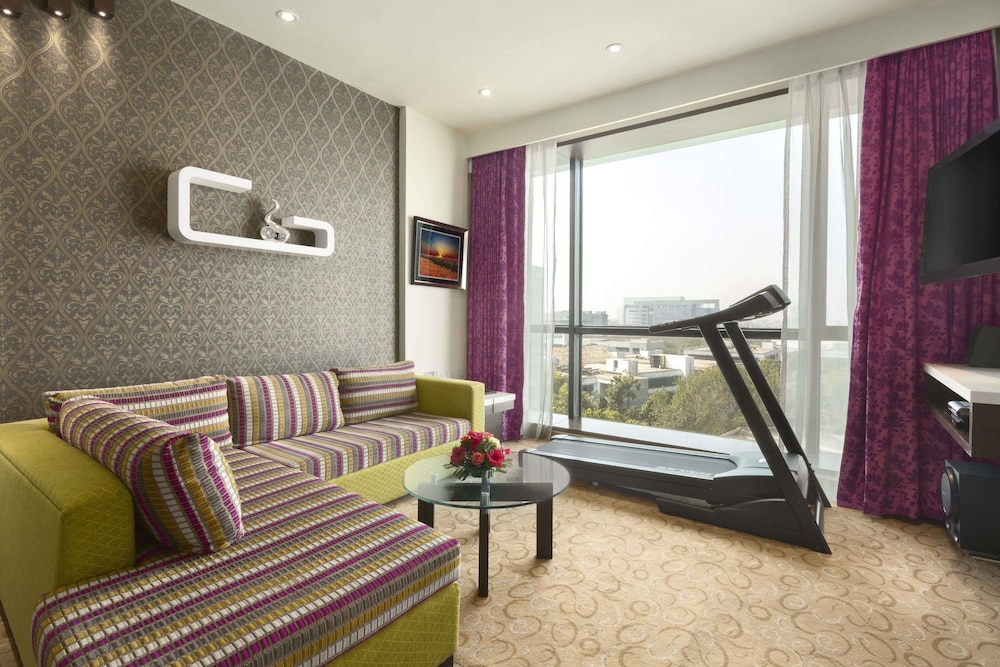 Ramada by Wyndham Navi Mumbai 34/51