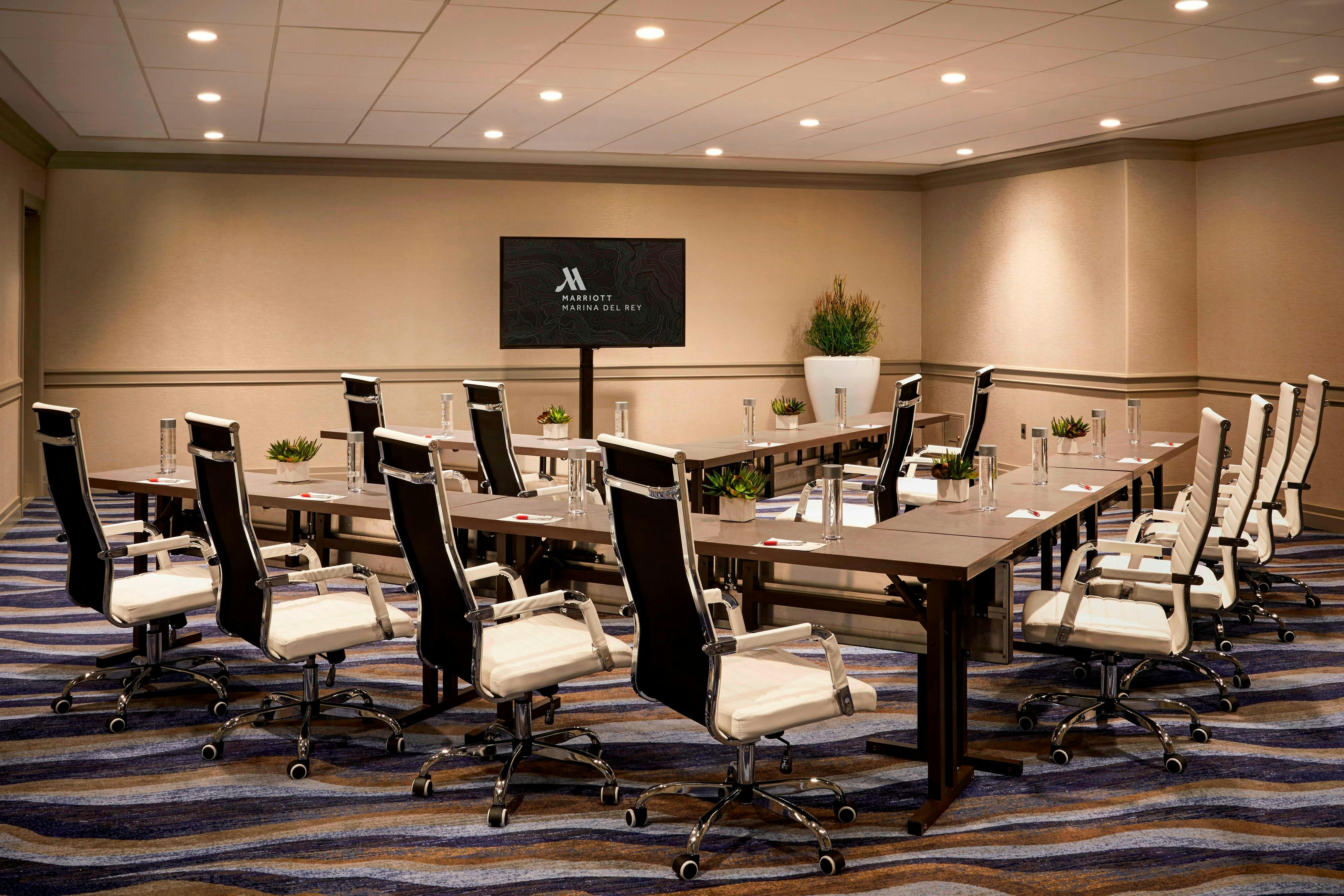 Marriott Marina Del Rey 40/48