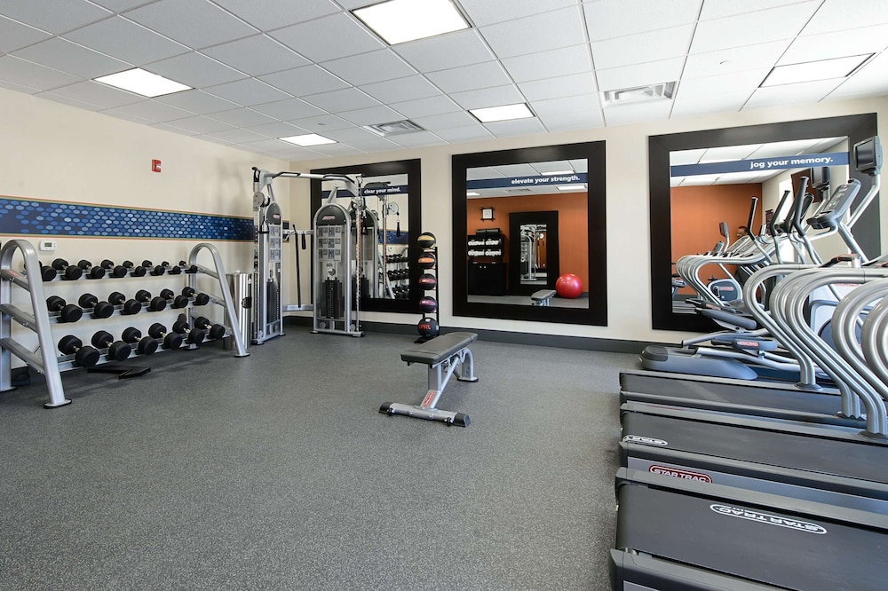 Hampton Inn Stafford/Quantico & Conference Center, Va 24/48