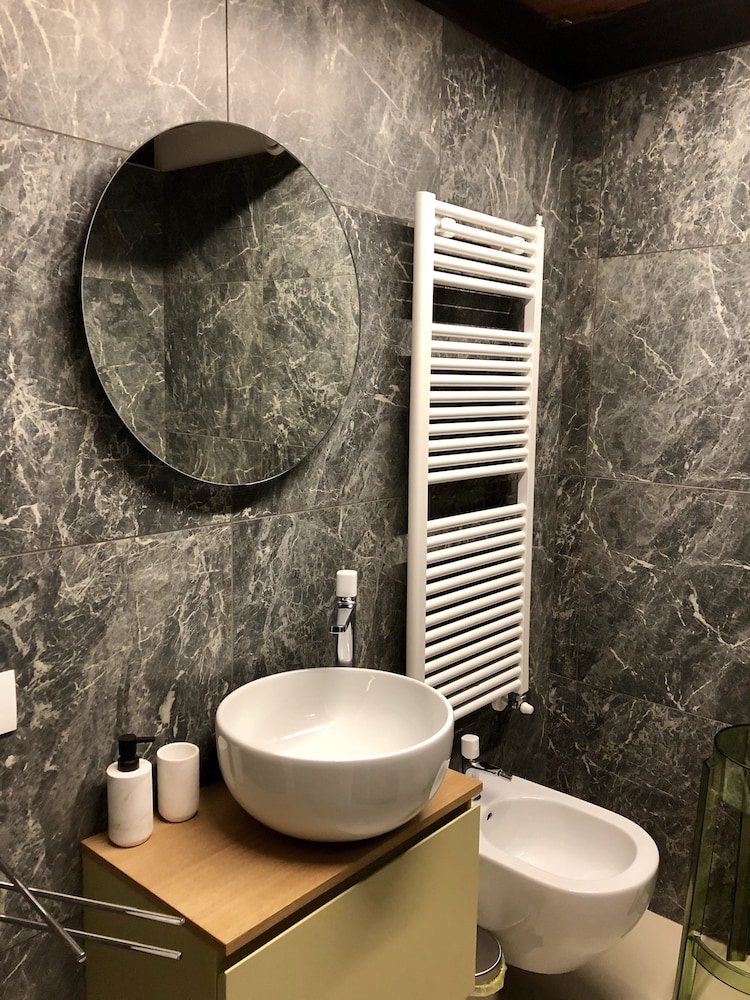 Rivadige Suite 45/50