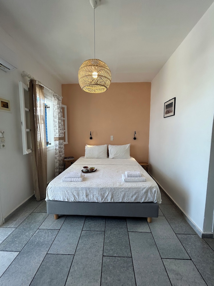Sea View Apartments and Studios 9/50