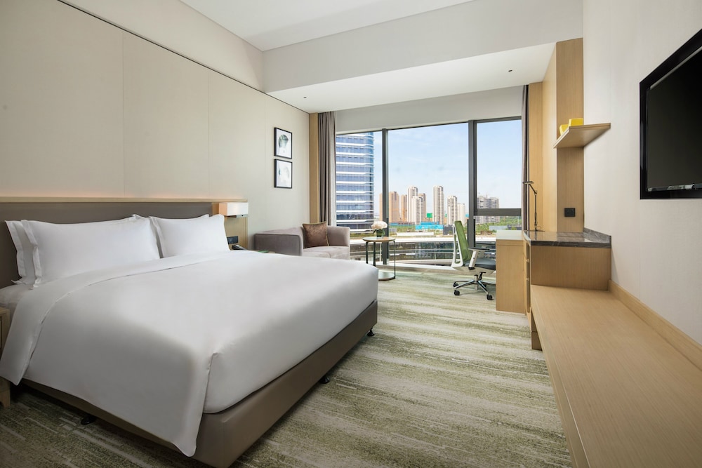 غرفة قياسية بسرير كينج