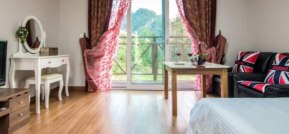 Heidi Pension G House 17/47