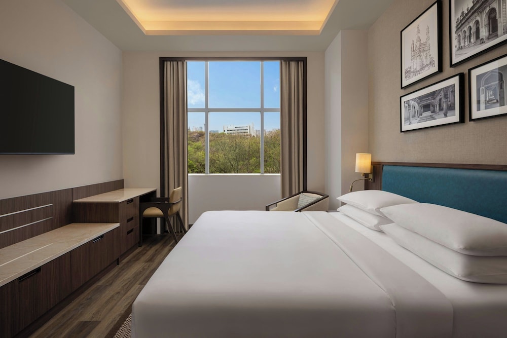 Sheraton Hyderabad Hotel 26/71