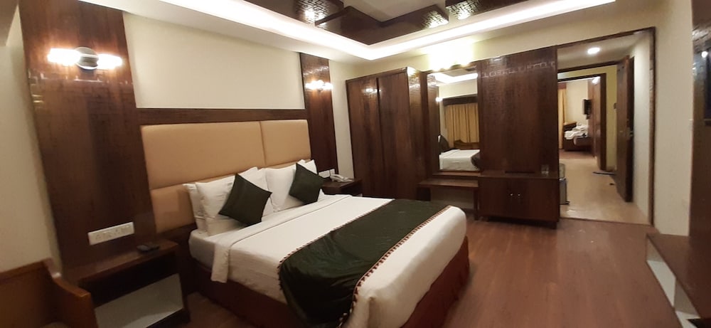 QUALITY INN SABARI RESORT 19/67