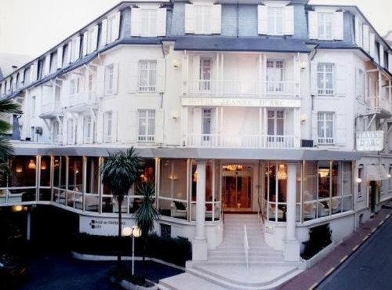 Hotel Jeanne D'arc 2/50