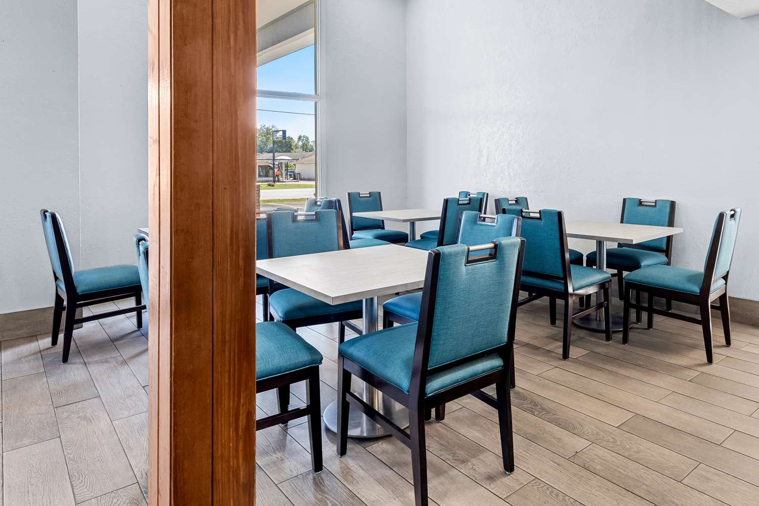 SureStay Plus by Best Western Beaumont 12/15