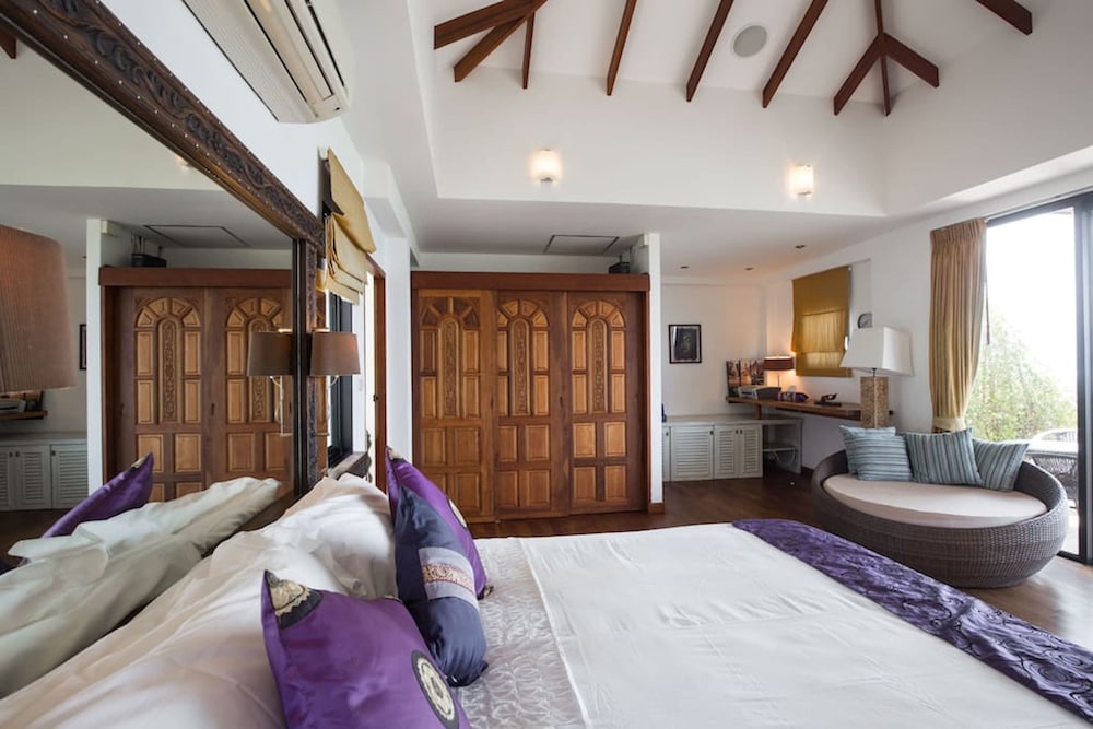 4 Bedroom Sea View Villa Suay Paap 10/40