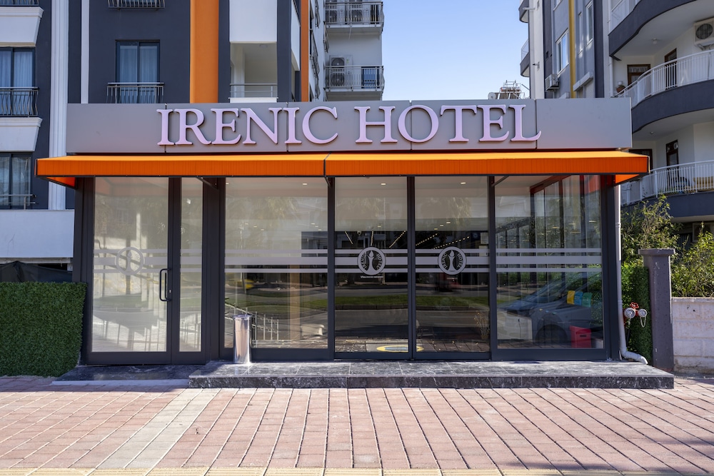 Irenic Hotel 4/49