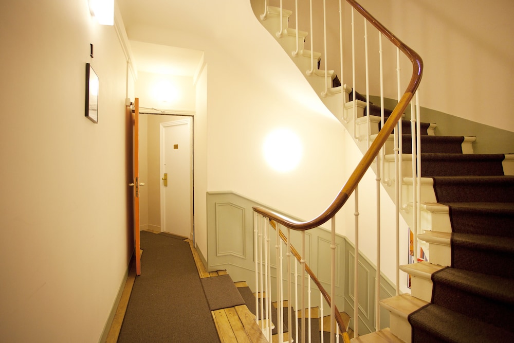 Nadaud Hotel 24/37