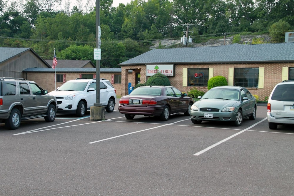 Motel6 Bloomsburg, PA 24/29