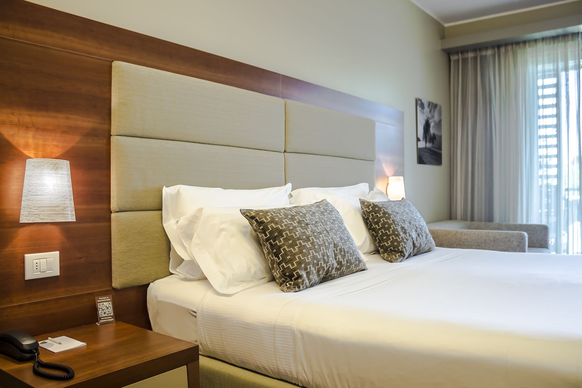 غرفة بسرير مزدوج بإطلالة على البحيرة، Hotel Corte Valier 7/10