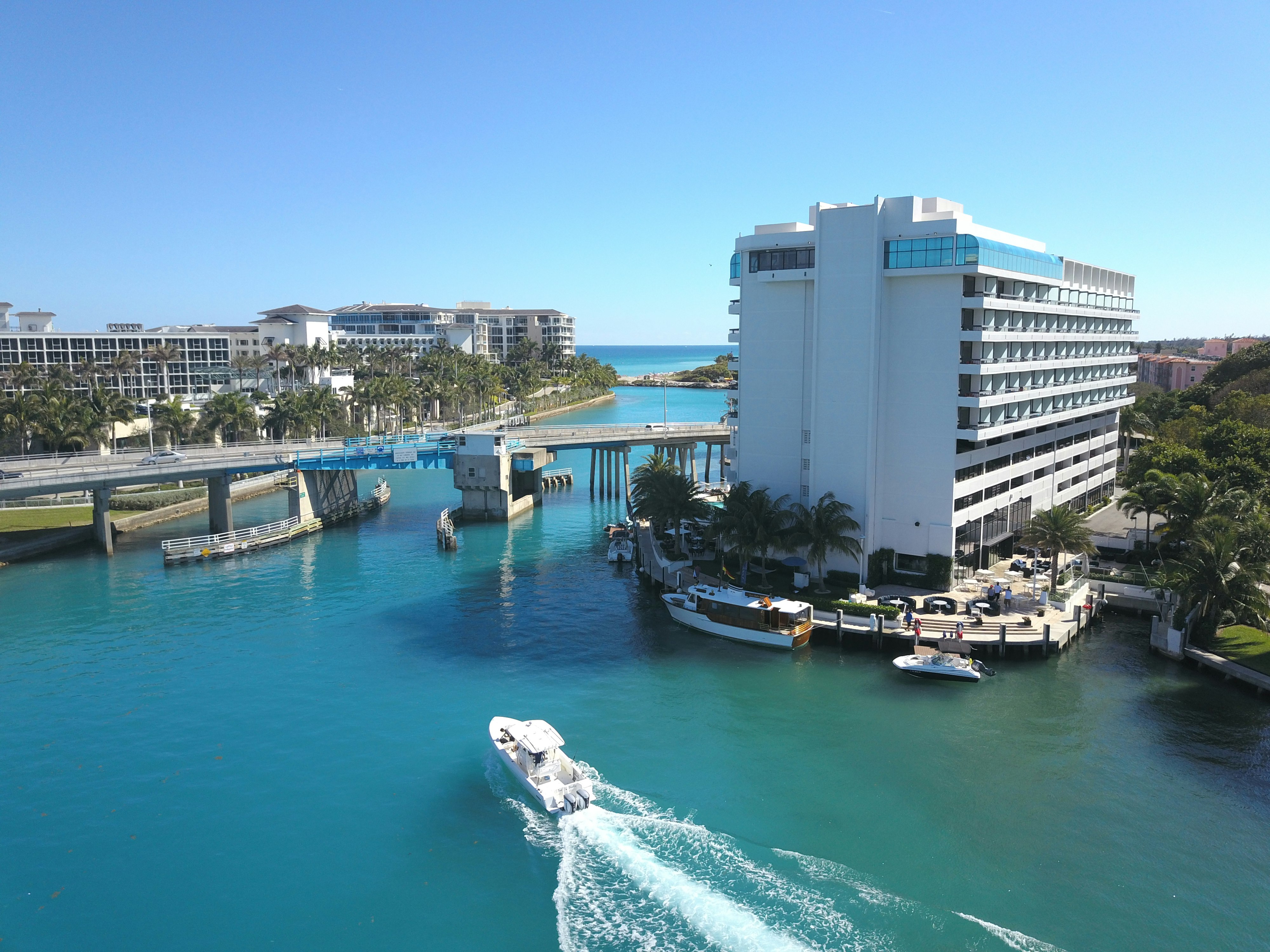 Waterstone Resort And Marina Curio Collection Ex Waterstone Resort Marina A Doubletree By Hilton 52/56