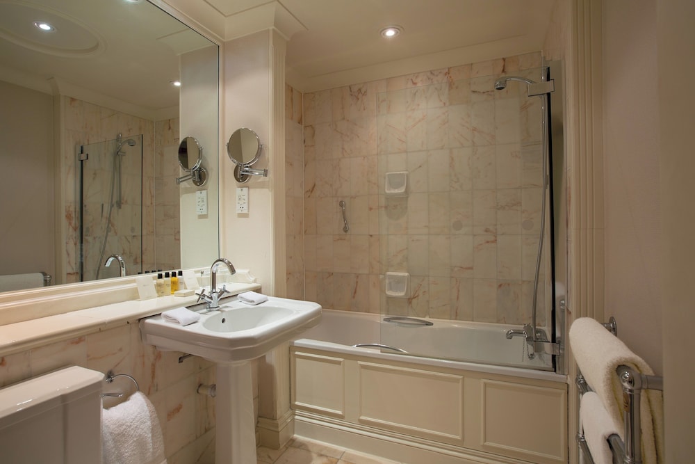 Audleys Wood Hotel 49/50