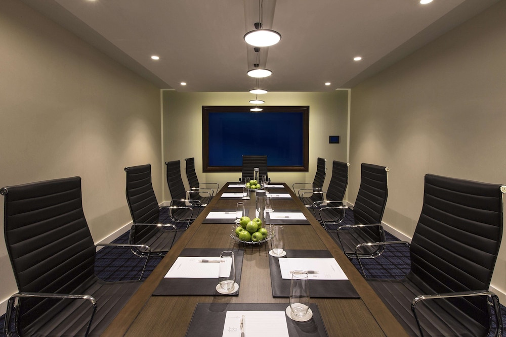 Swissotel Sydney 62/73