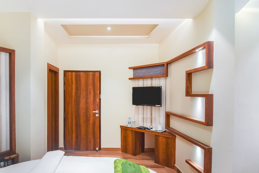 Hotel Saffron 23/50