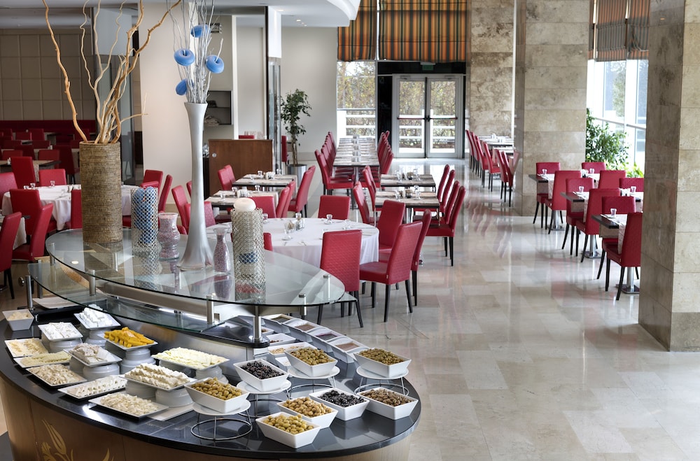 Grand Hotel Konya 60/78