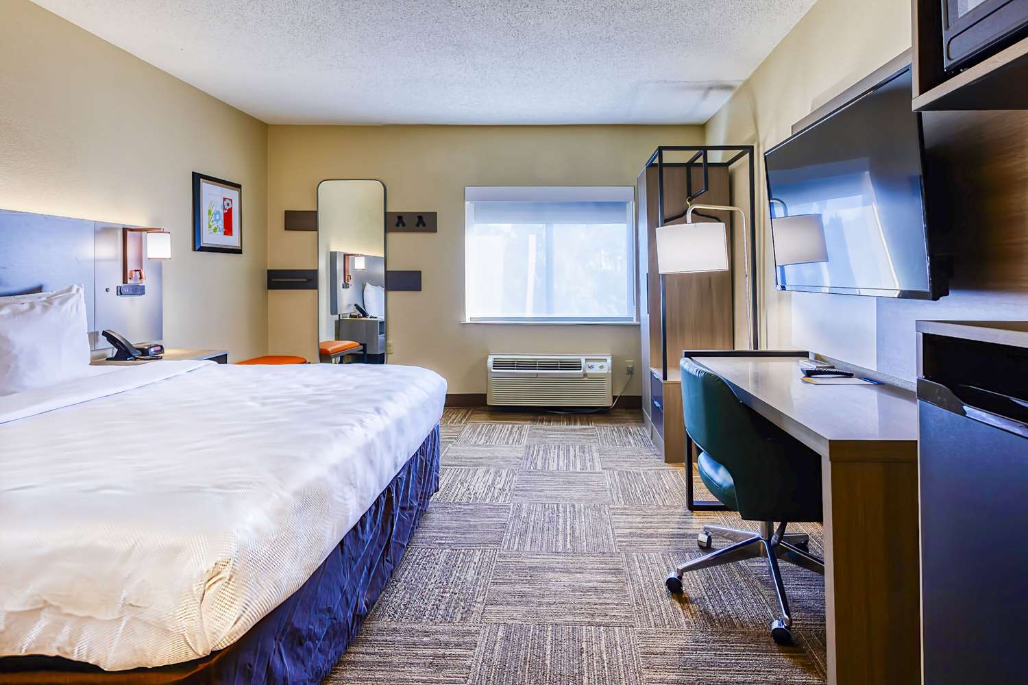 غرفة بسرير كينج، Comfort Inn Shepherdsville - Louisville South 2/4