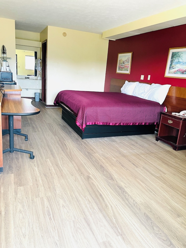 Western Inn Express Hazlehurst 5/19