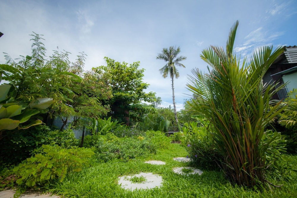 Trat 101 Hotel 59/66