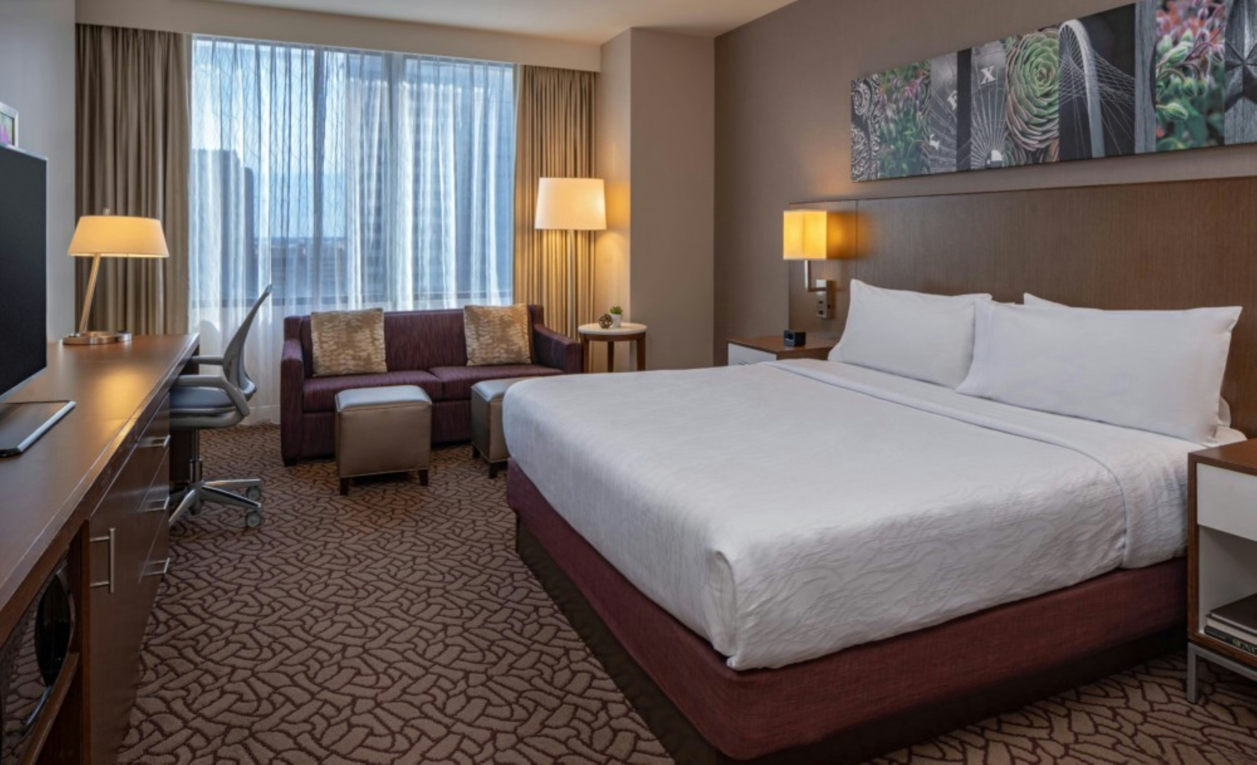 Superior, King Bed, Parlor
