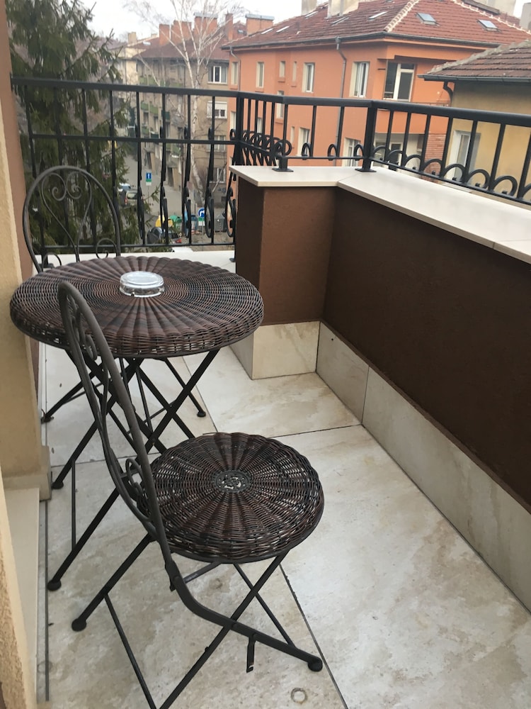 Family Hotel Agoncev 5/41