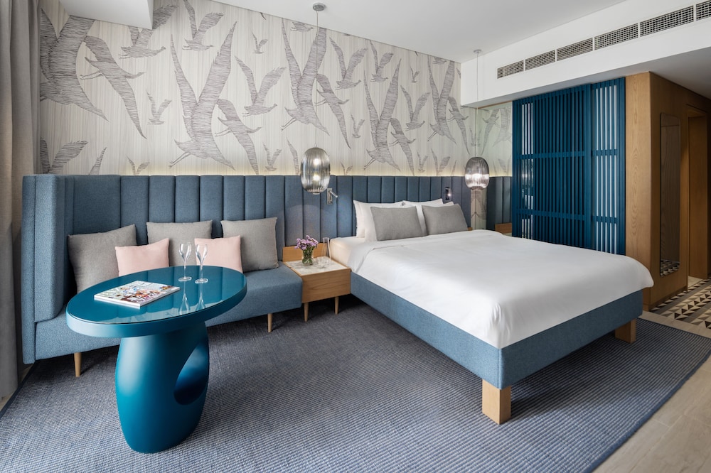 C Central Resort The Palm 20/75