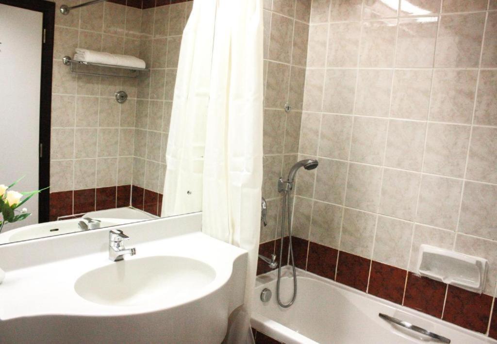 غرفة ديلوكس مفردة بسرير فردي، Knight Armour Hotel, Dubai 7/10