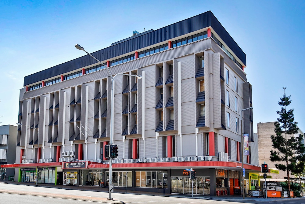Madison Plaza Townsville 5/64