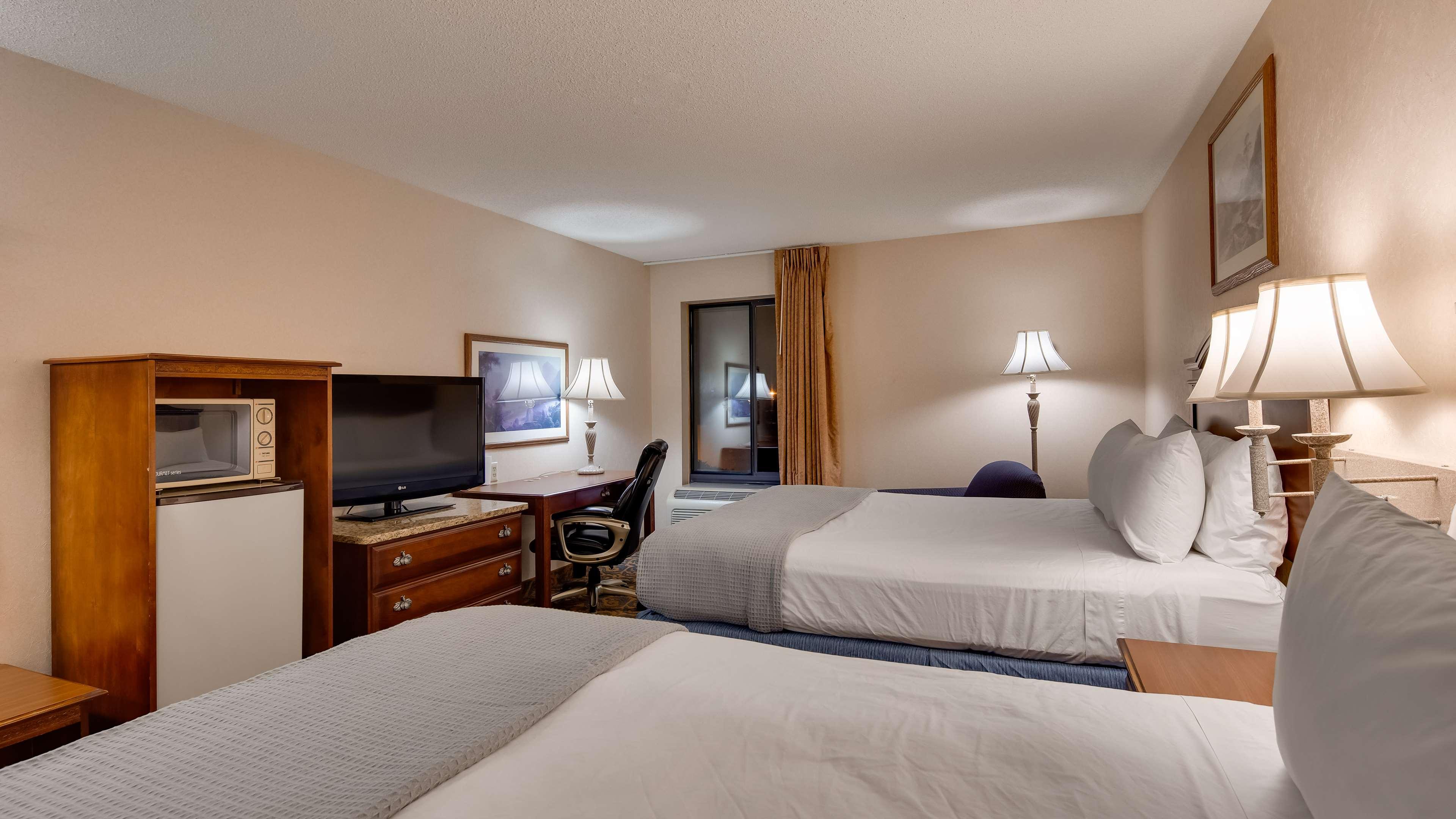 غرفة بسريرين كوين لذوي الإعاقة، Best Western Cheyenne 2/7