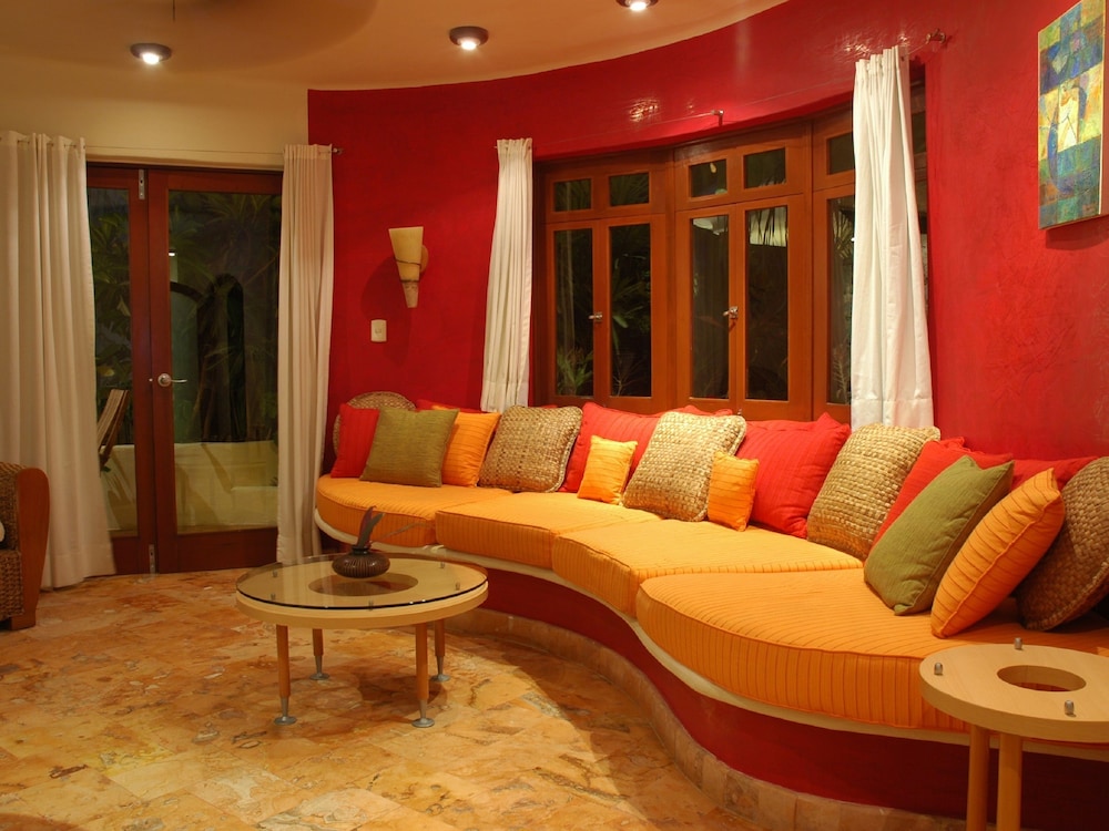 Villas Sacbe Condo Hotel 26/49