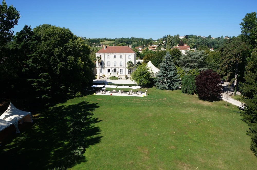 Domaine De Clairefontaine 44/56