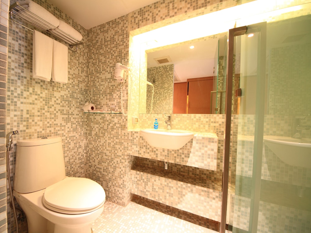 Le Fenix Sukhumvit 42/43