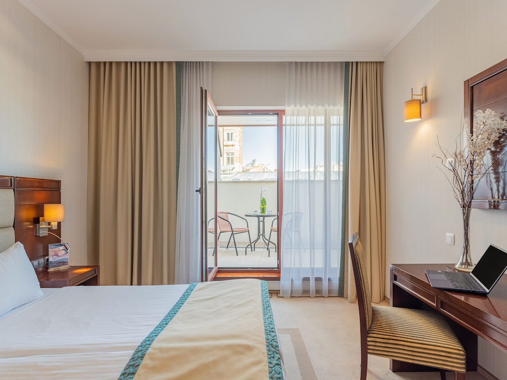 Concorde Bucharest Boutique Hotel 12/67