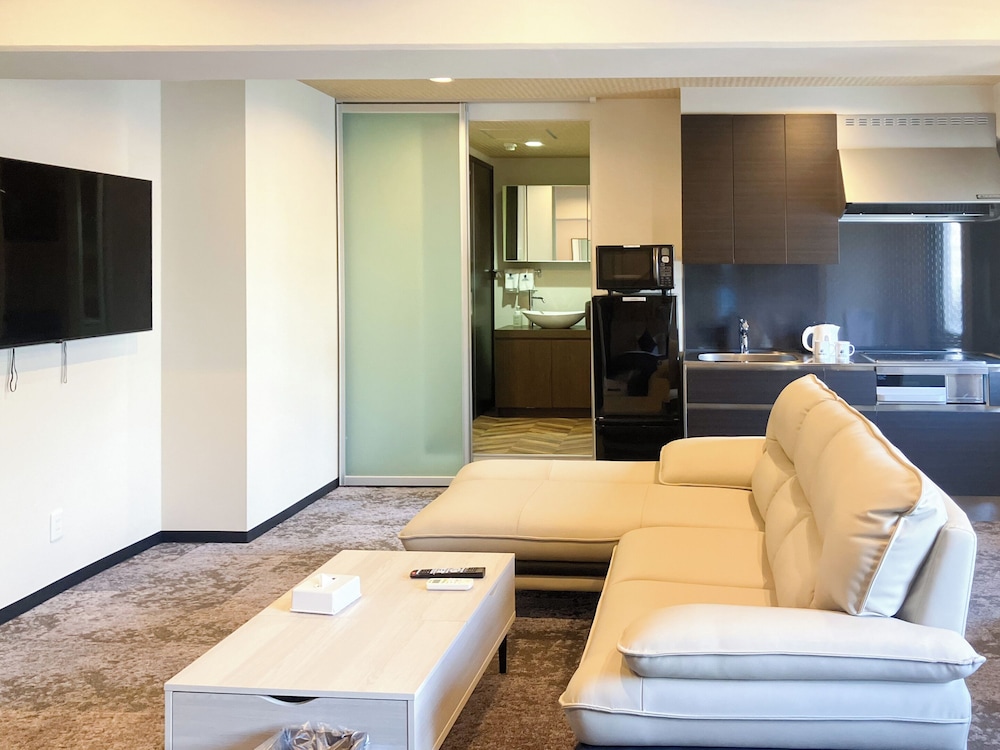 Hotel Livemax BUDGET Naha 40/45