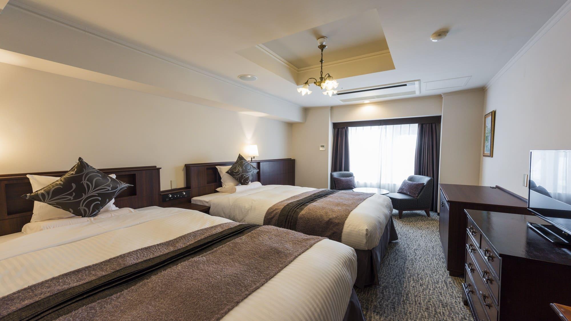Standard, Twin Beds, City Side