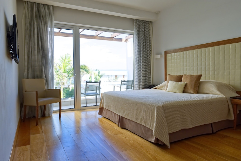 Sunrise Pearl Hotel & Spa 7/50