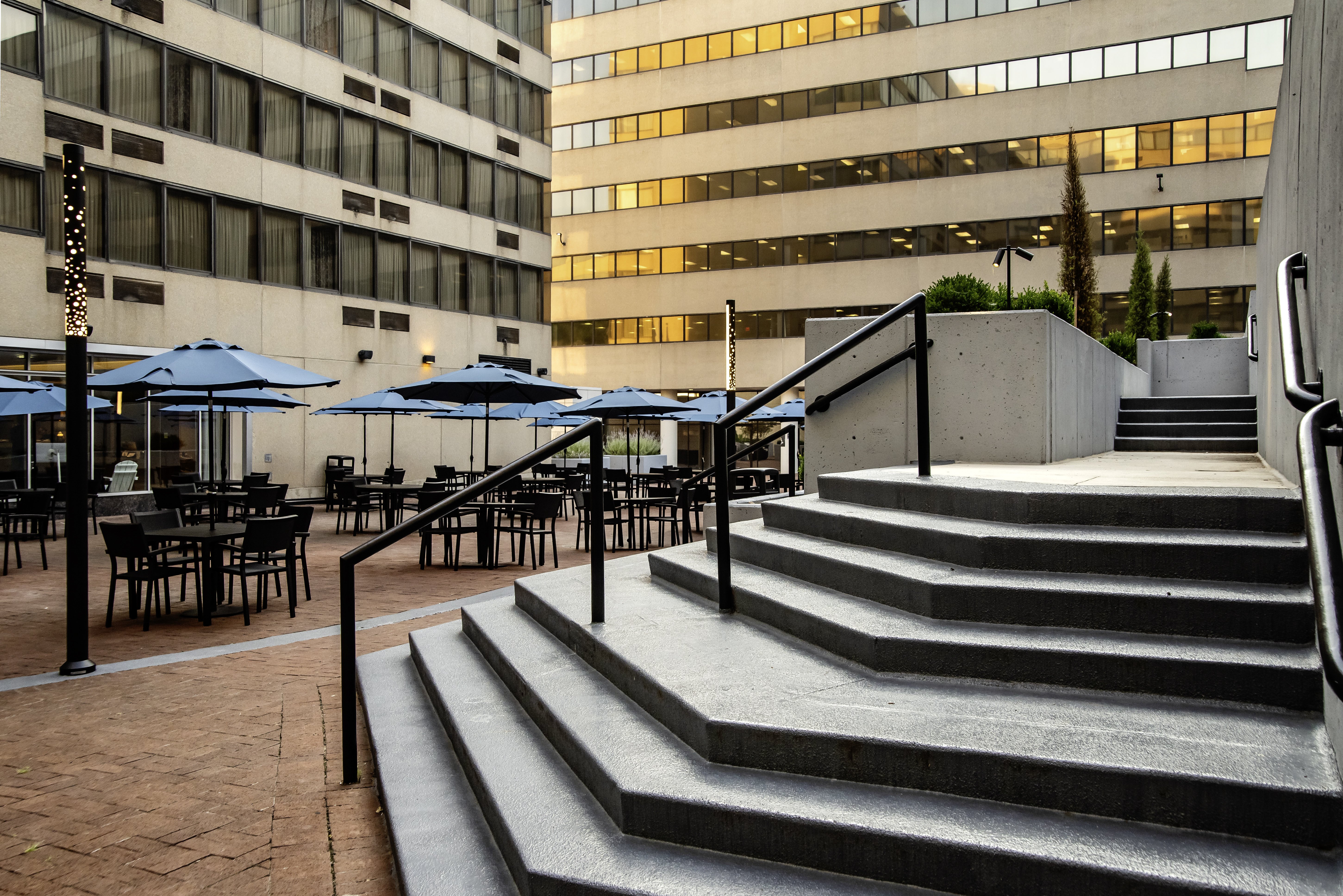Holiday Inn Washington Capitol - Natl Mall, an IHG Hotel 48/77