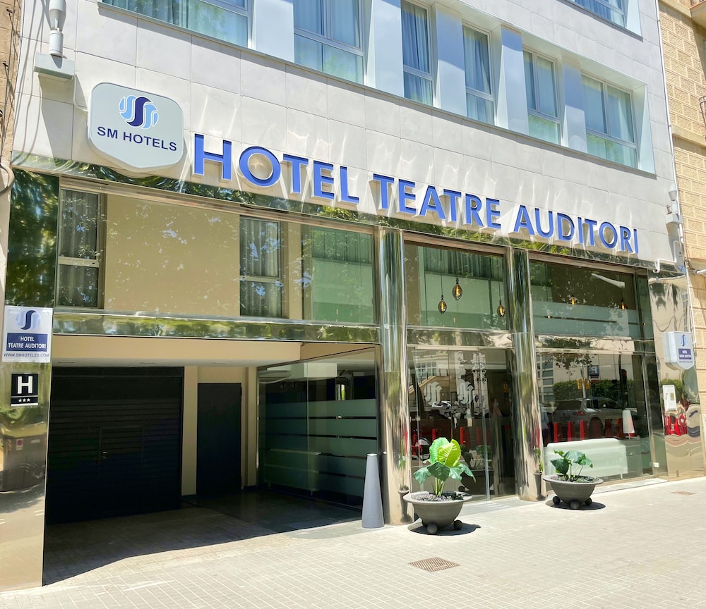 SM Hotel Teatre Auditori 5/67