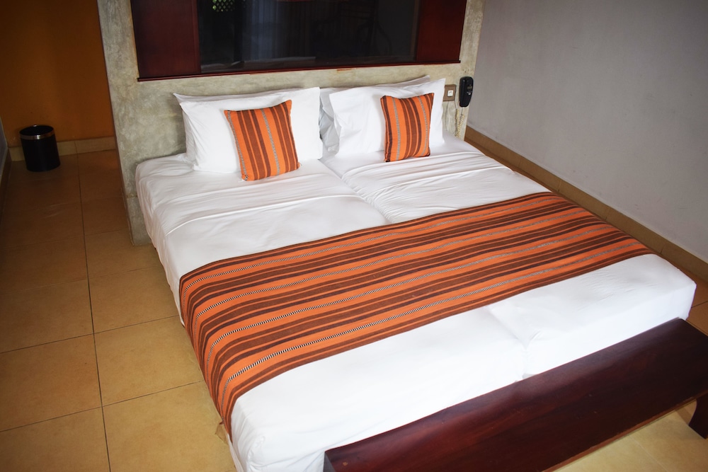 Thilanka Hotel Kandy 10/50