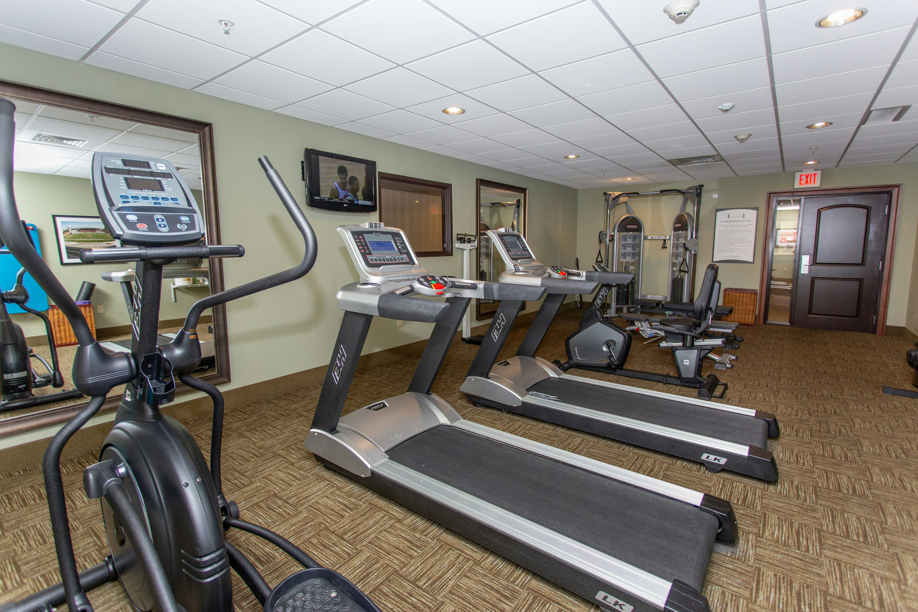 STAYBRIDGE SUITES BOWLING GREEN 20/68