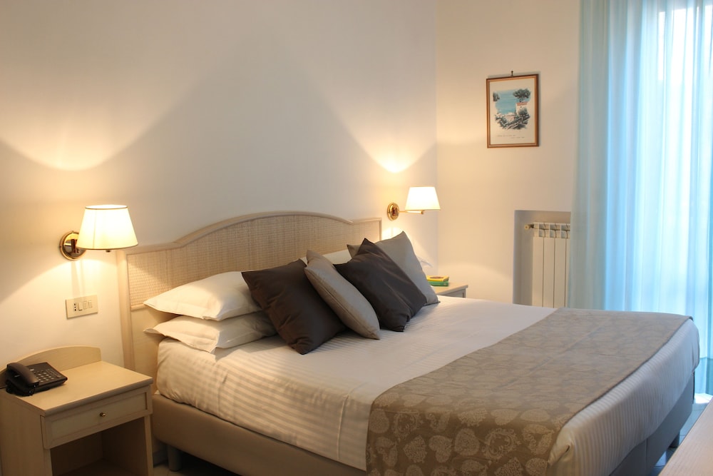 Hotel Miramare 24/63