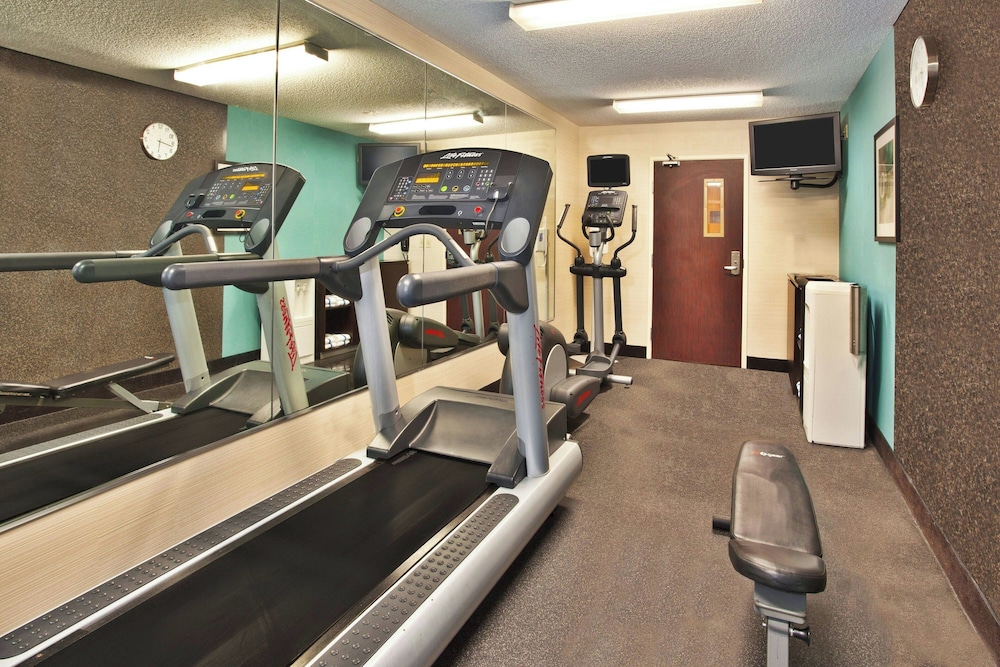 Fairfield Inn Suites By Marriott Chicago Southeast Hammond 24/39