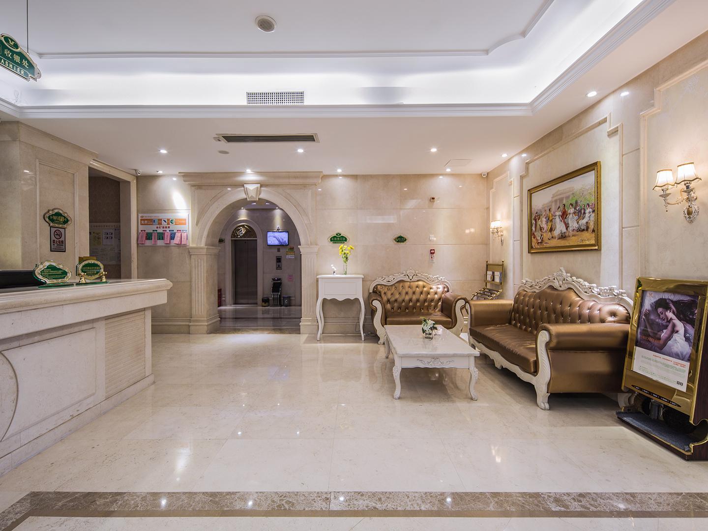 Vienne Hotel (Nanning Qingxiu Mountain)، نانينغ 16/33