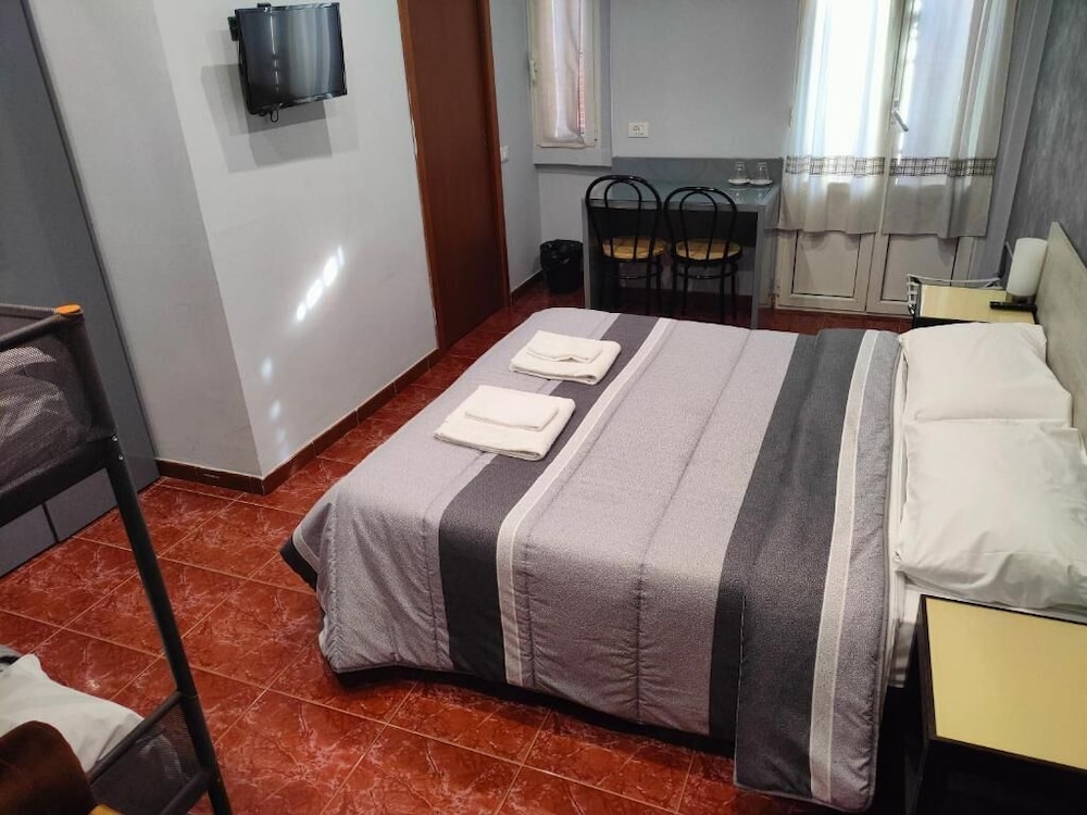 Hotel Convertini 13/55
