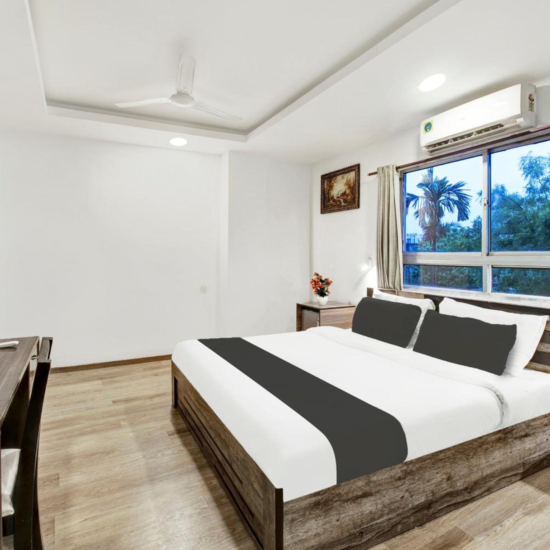 Hotel Grand Majesty 24/53