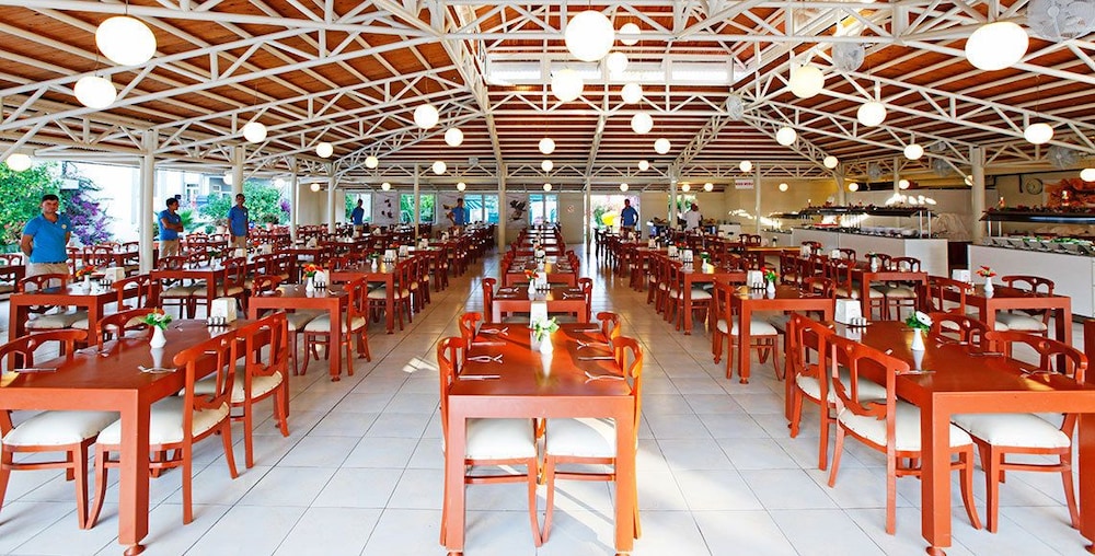 Sunlight Garden Hotel 13/20