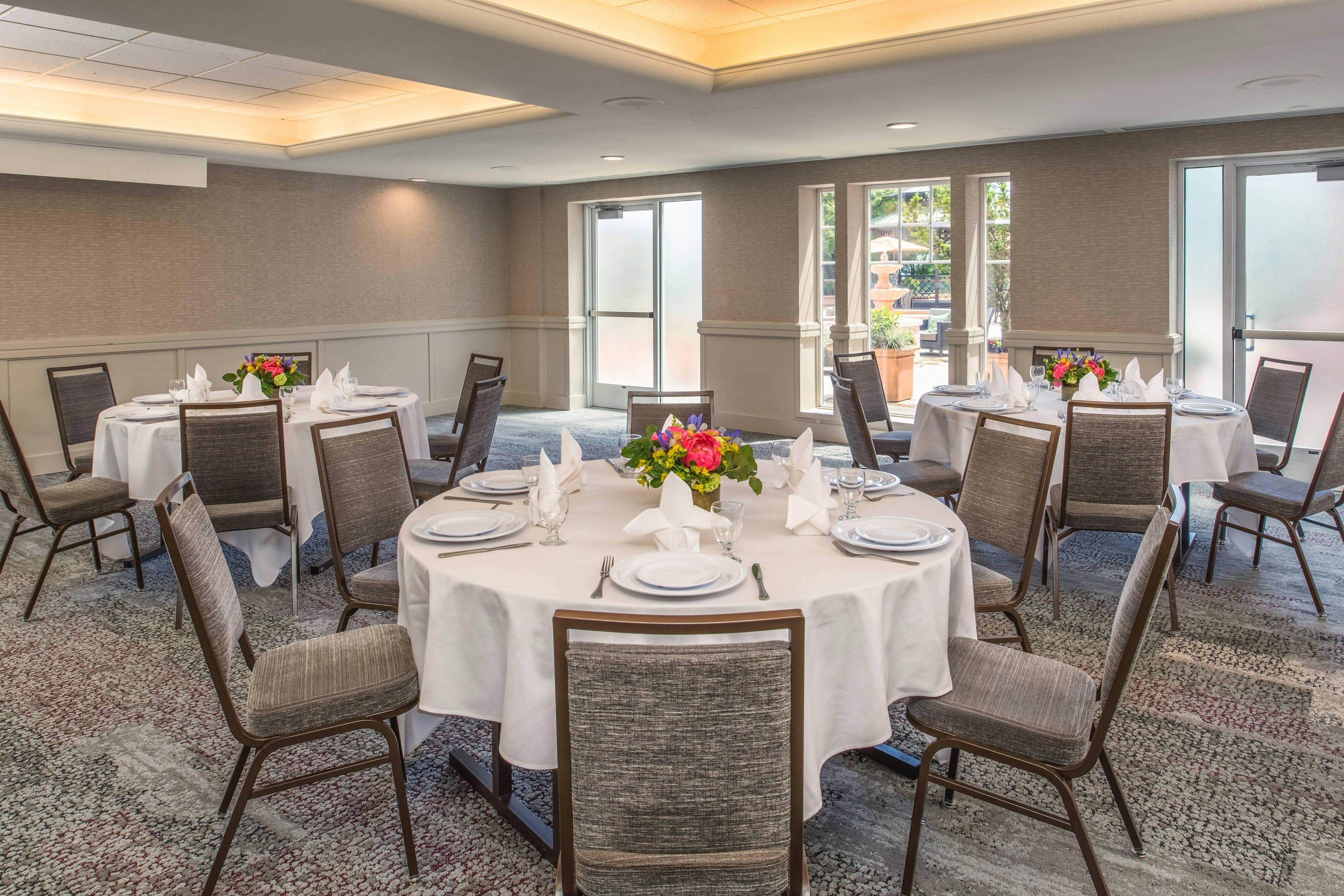 Courtyard By Marriott Portland North 9/17