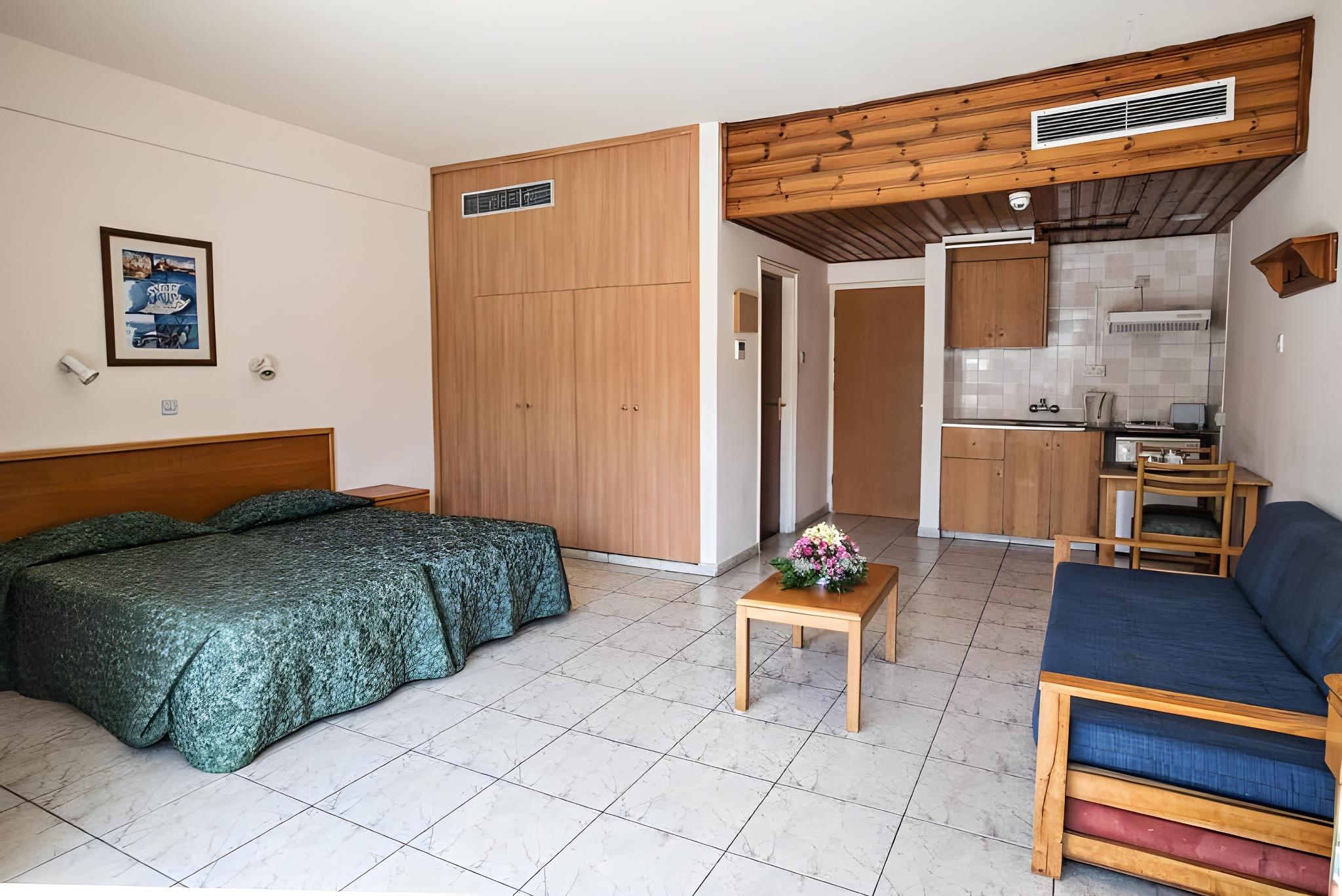 Studio, Apartment, Single Bed, Inland View