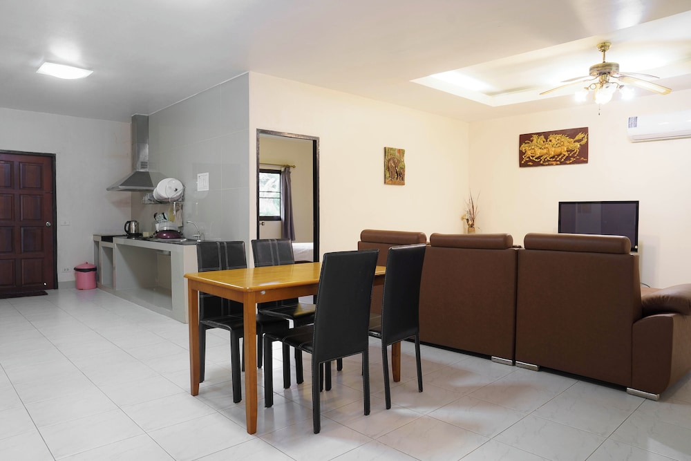 Thai Crystal Resident 28/50